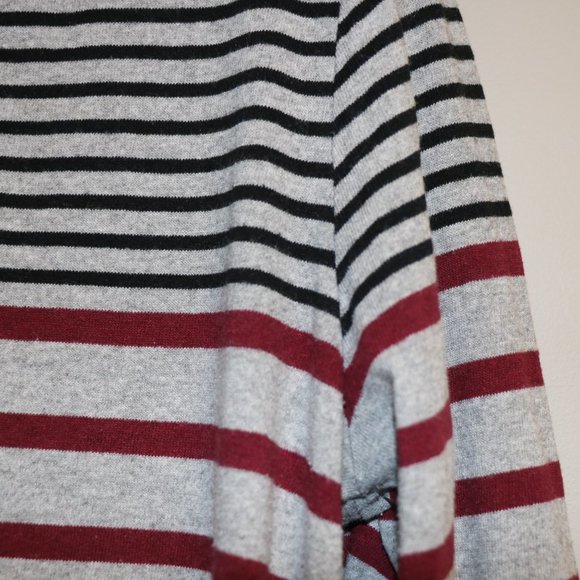 Striped long sleeve t-shirt - Picture 3 of 4